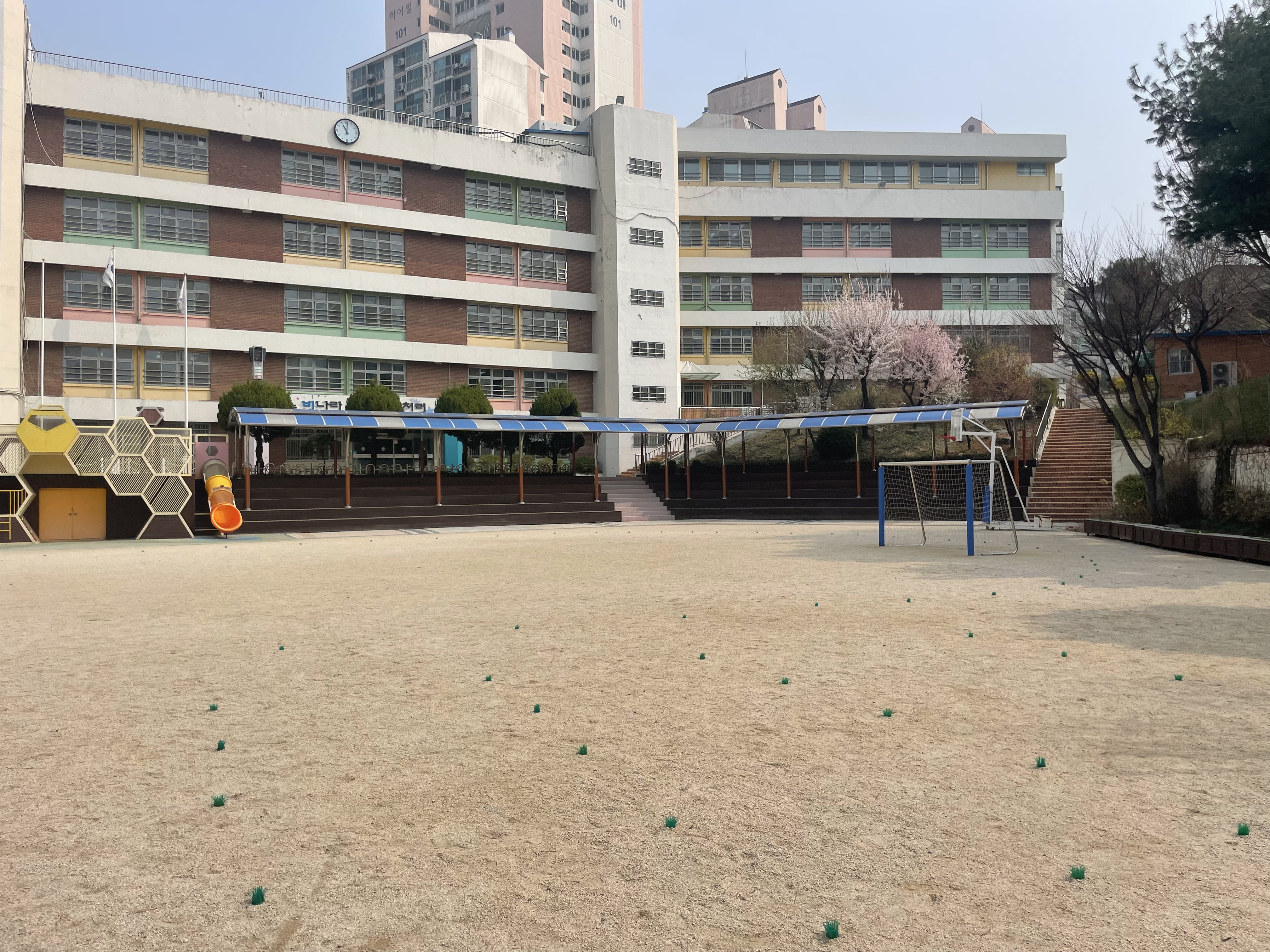 교육시설안전인증 서울천일초등학교
